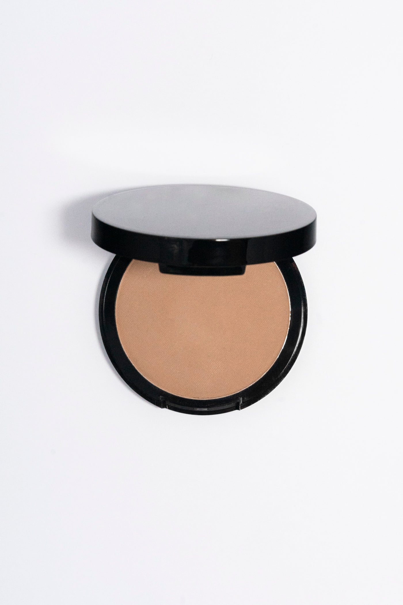 Dual Active powder foundation Tender